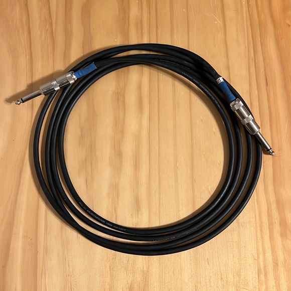 Guitar Bass 10'  instrument cable - Picture 1 of 1